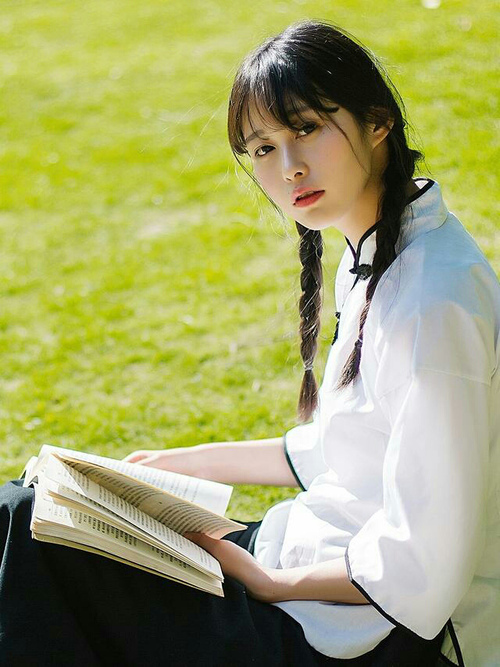 -中国足球职业联赛增强球员语言交流能力，中国足球队训练