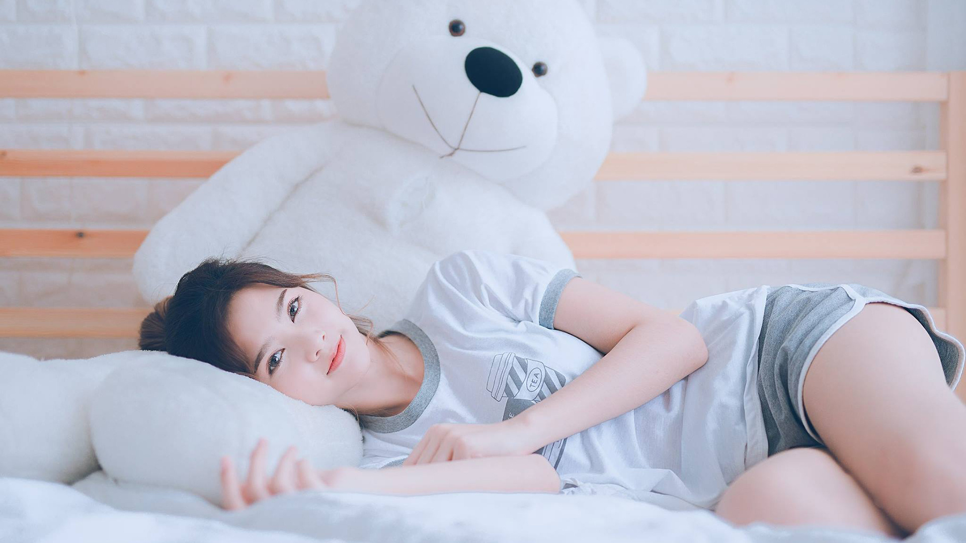 米兰登录入口-莫伊：凭借强大的个人力量和团队配合，巩固了全黑队的前锋阵线